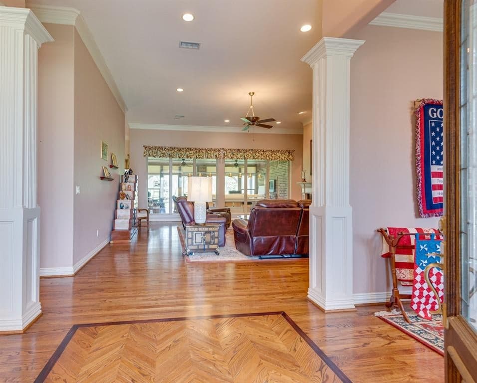 Gallery image 4