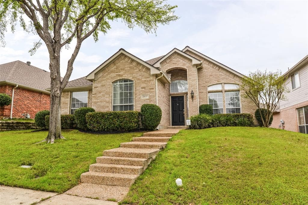 2857 Ridgedale Dr
