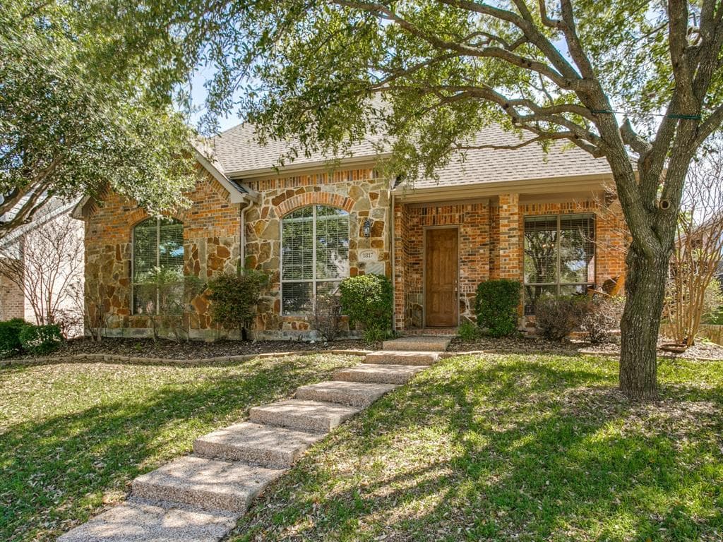 1817 Palo Pinto Dr