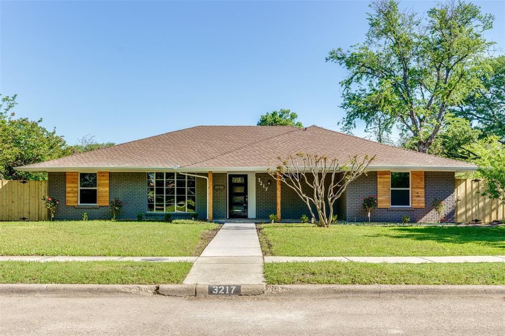 3217 Altman Dr