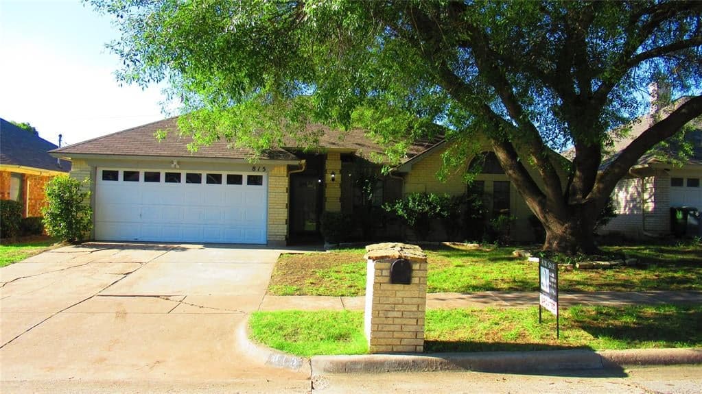 815 Fondren Dr