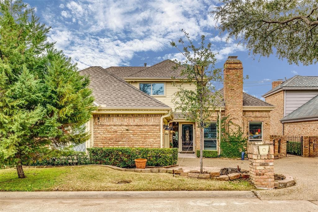 16188 Chalfont Cir