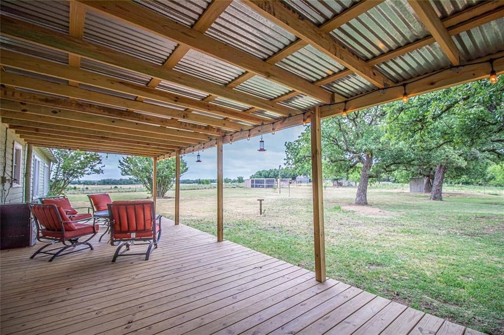 700 County Road 464