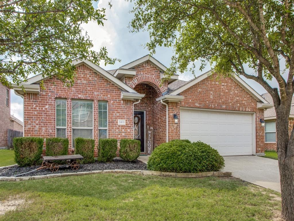 3611 White Summit Ln