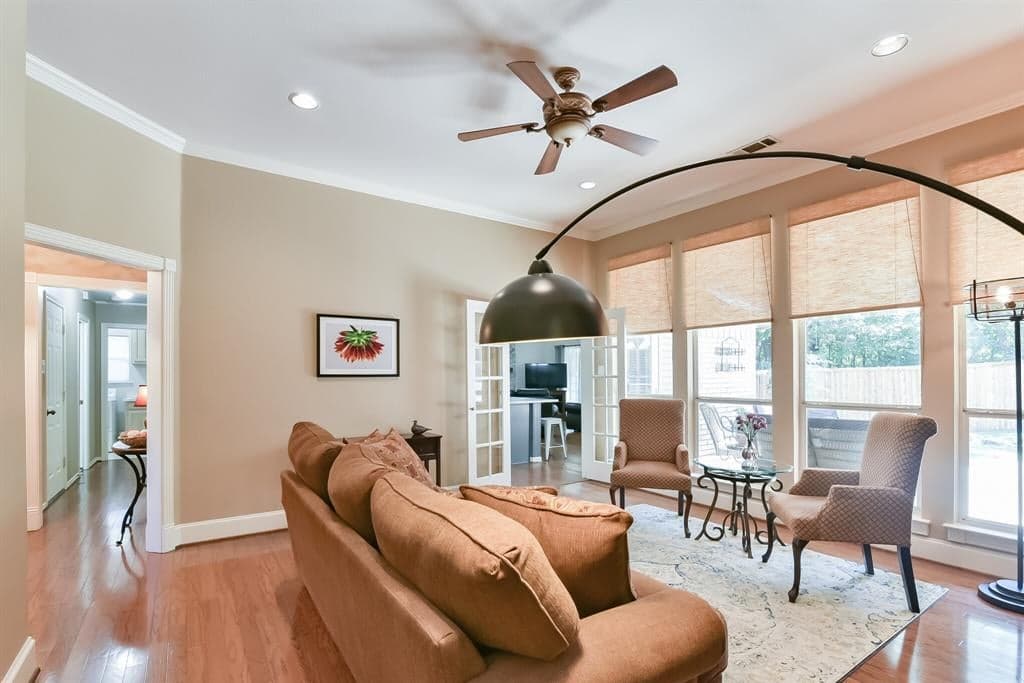 Gallery image 4