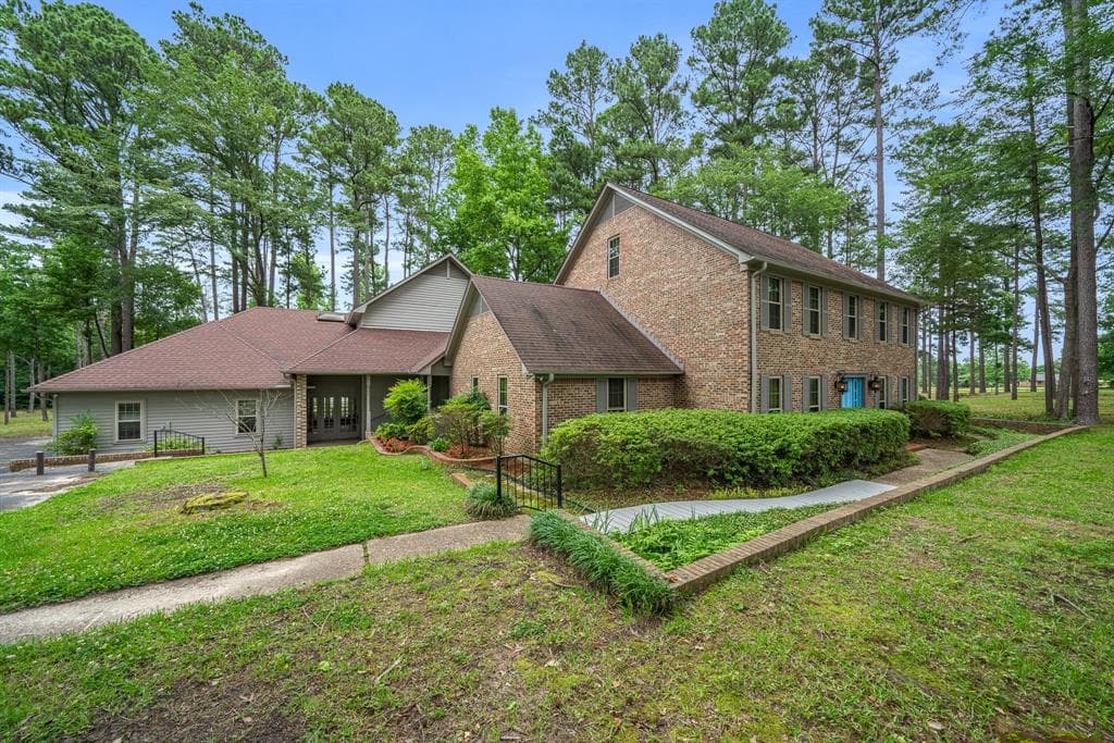 17164 County Road 136