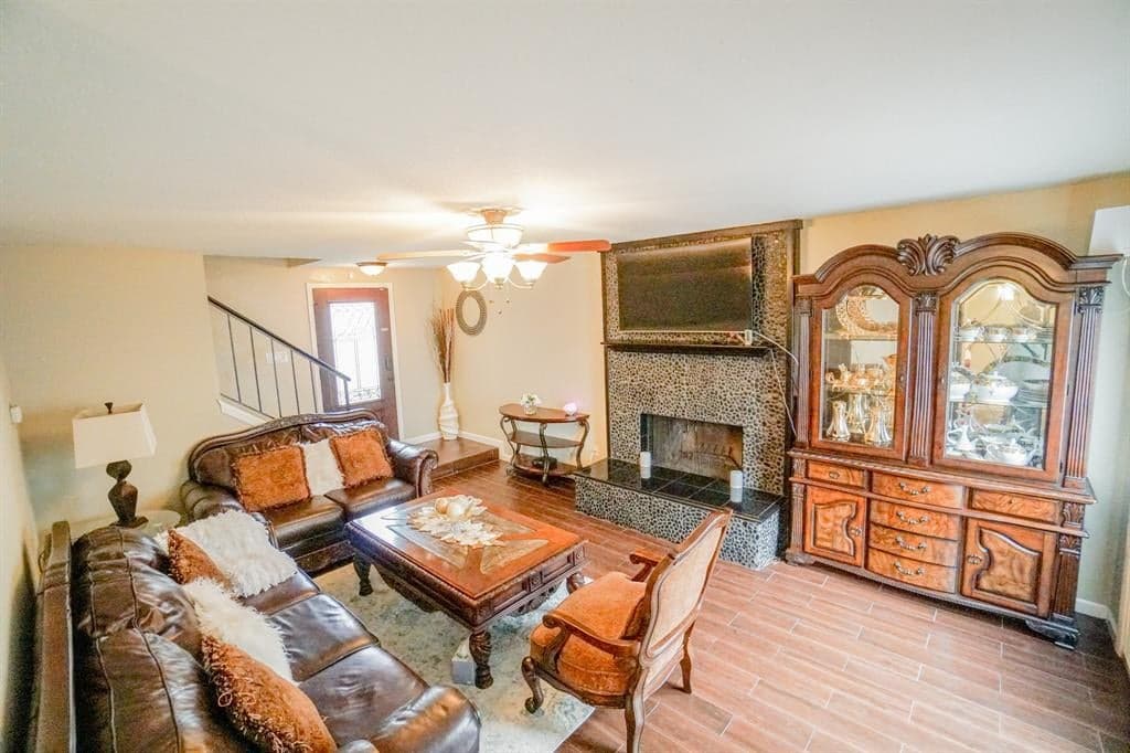Gallery image 3