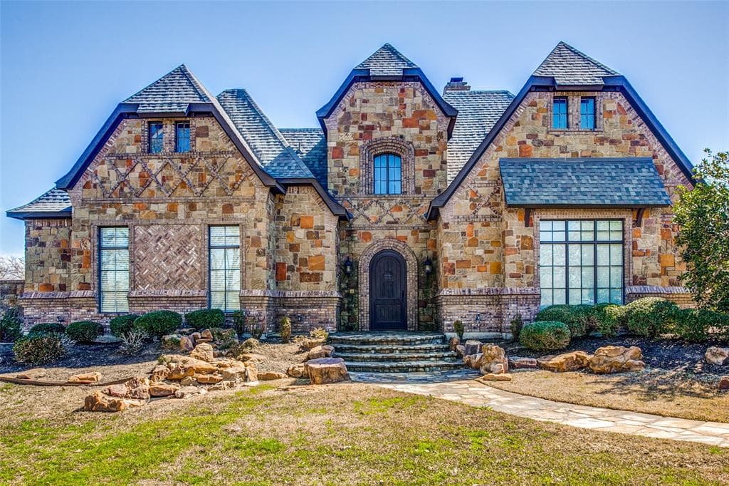 8736 County Road 612