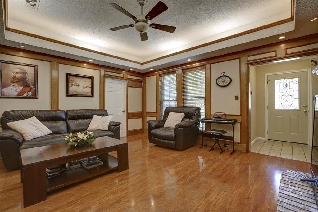 Gallery image 4
