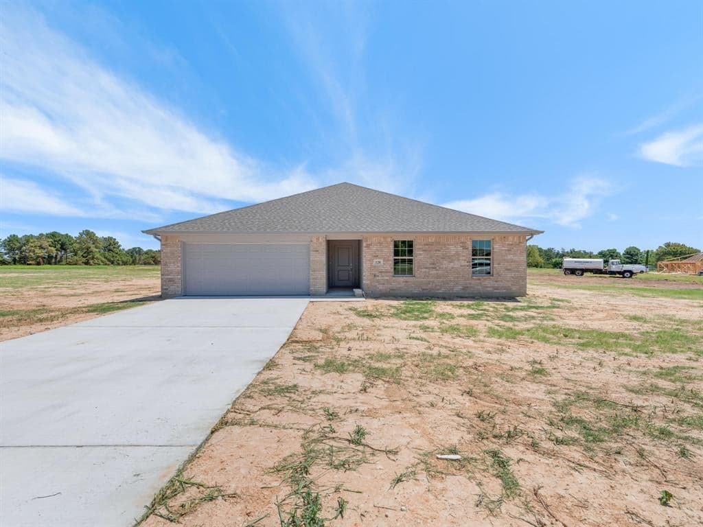 120 County Road 4869