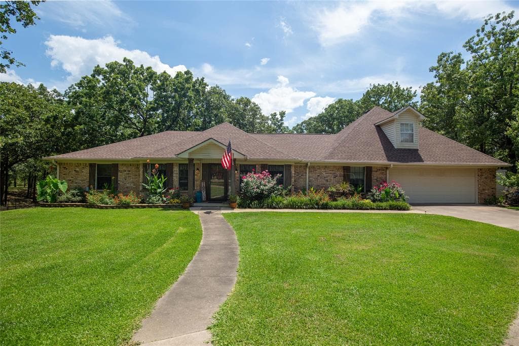 115 County Road 1994