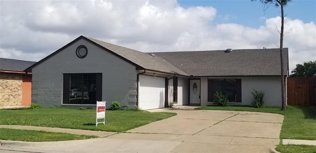 2203 Pennington Dr
