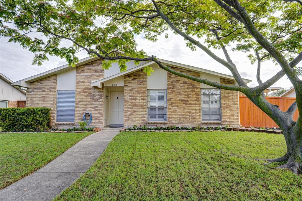1705 Stockton Trl