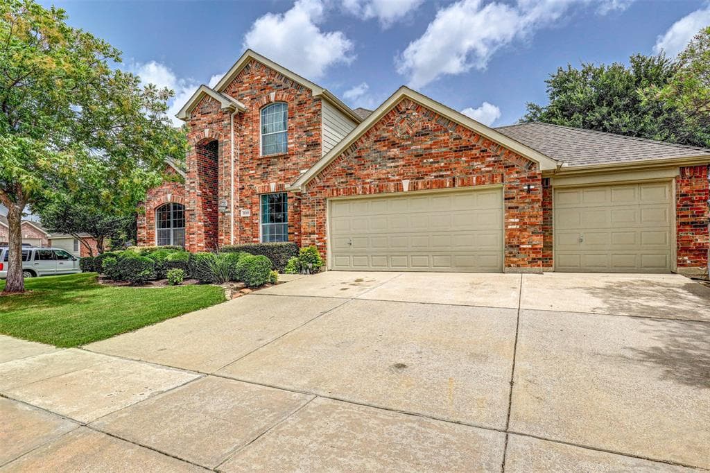 5101 Holly Hock Ln