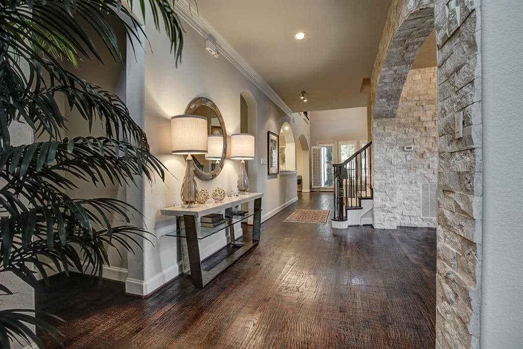 Gallery image 2