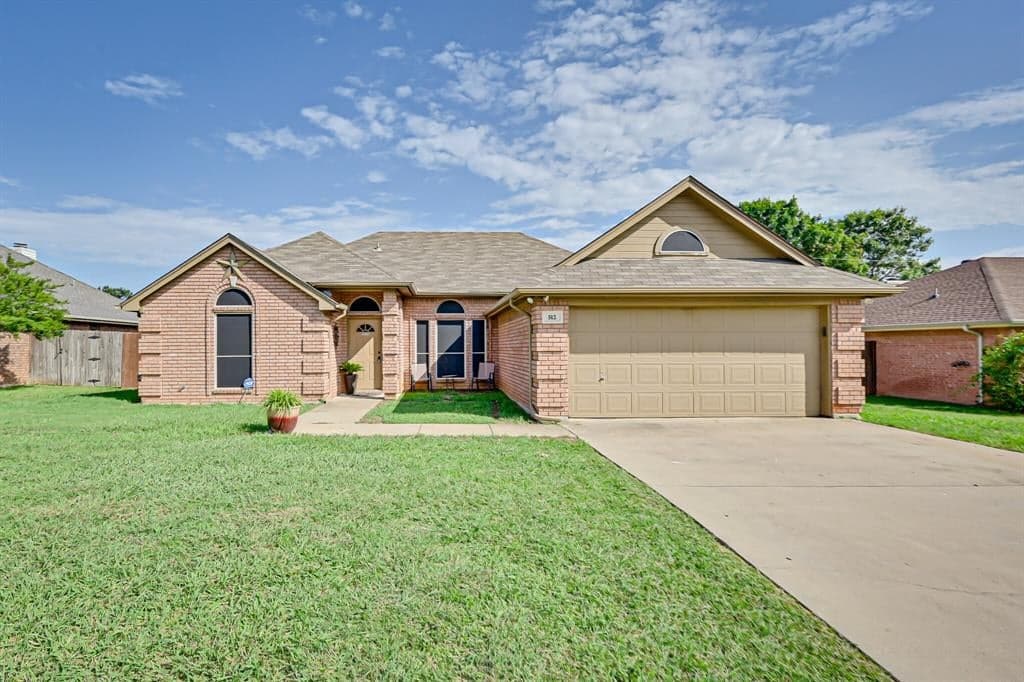 512 Arbor Ln
