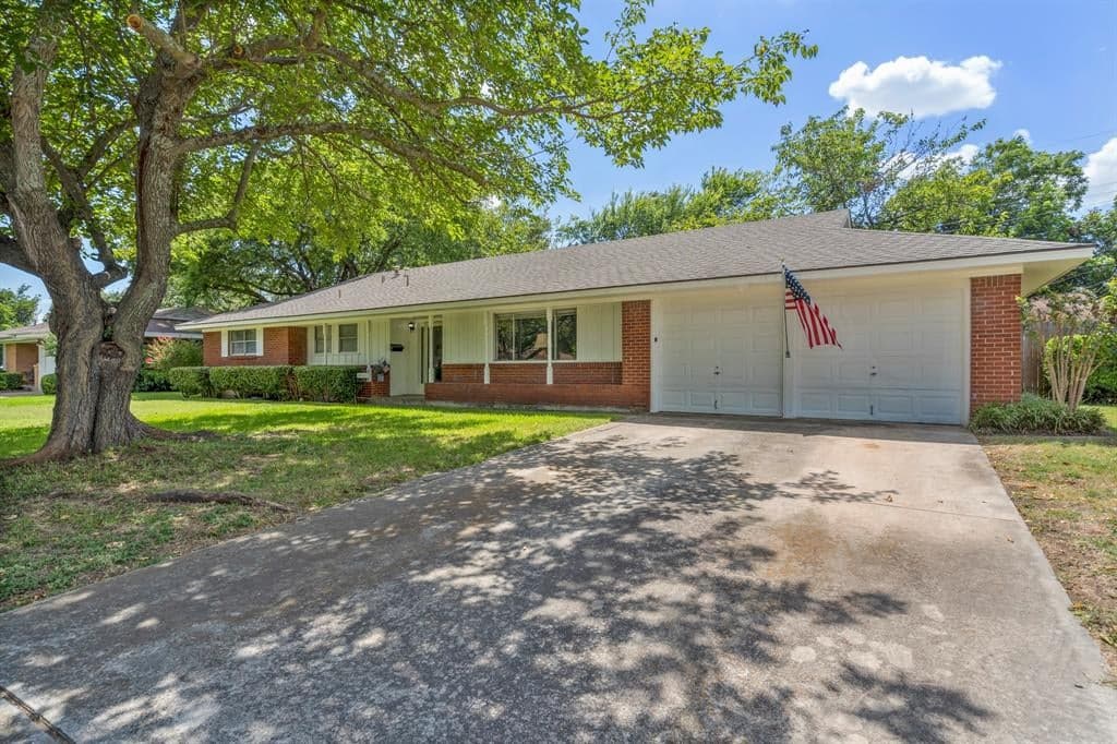 3804 Springbranch Dr