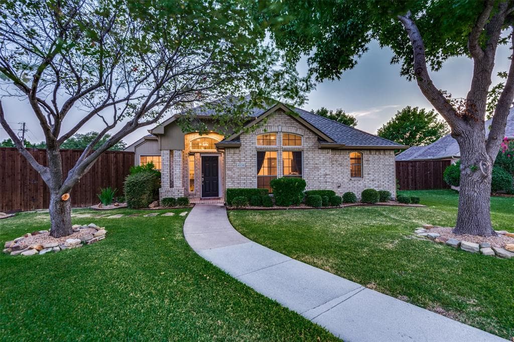 4636 Gardenia Way