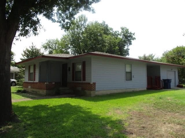 1768 Crestridge Dr