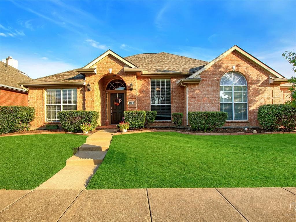 4709 Sunflower Dr