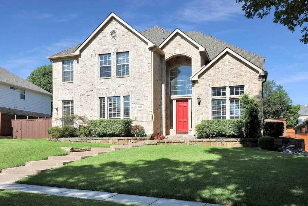 3313 Carriage Ct