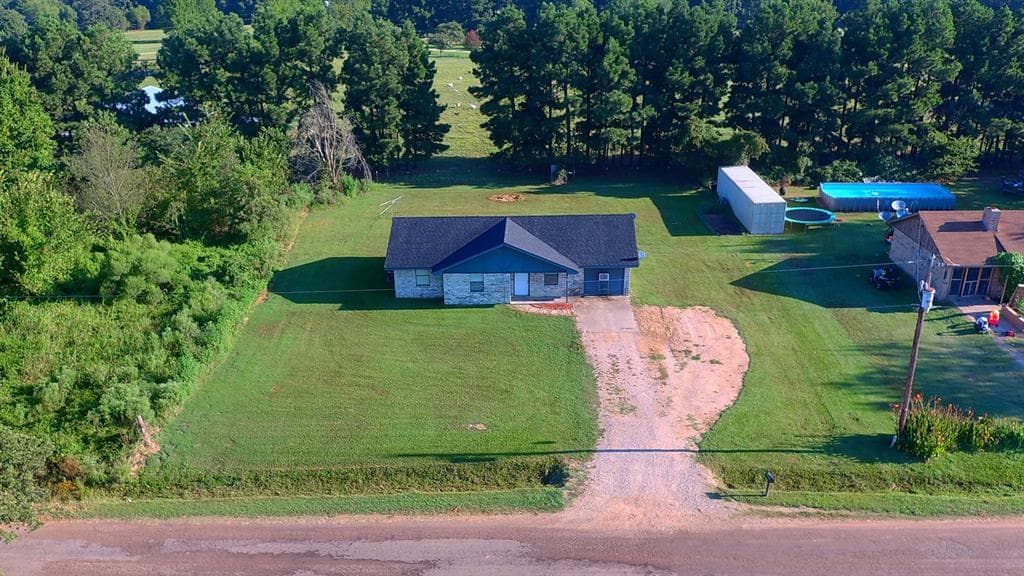 611 County Road 43200