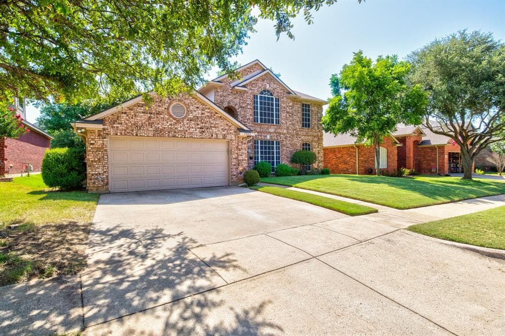 7003 Echo Lake Ct