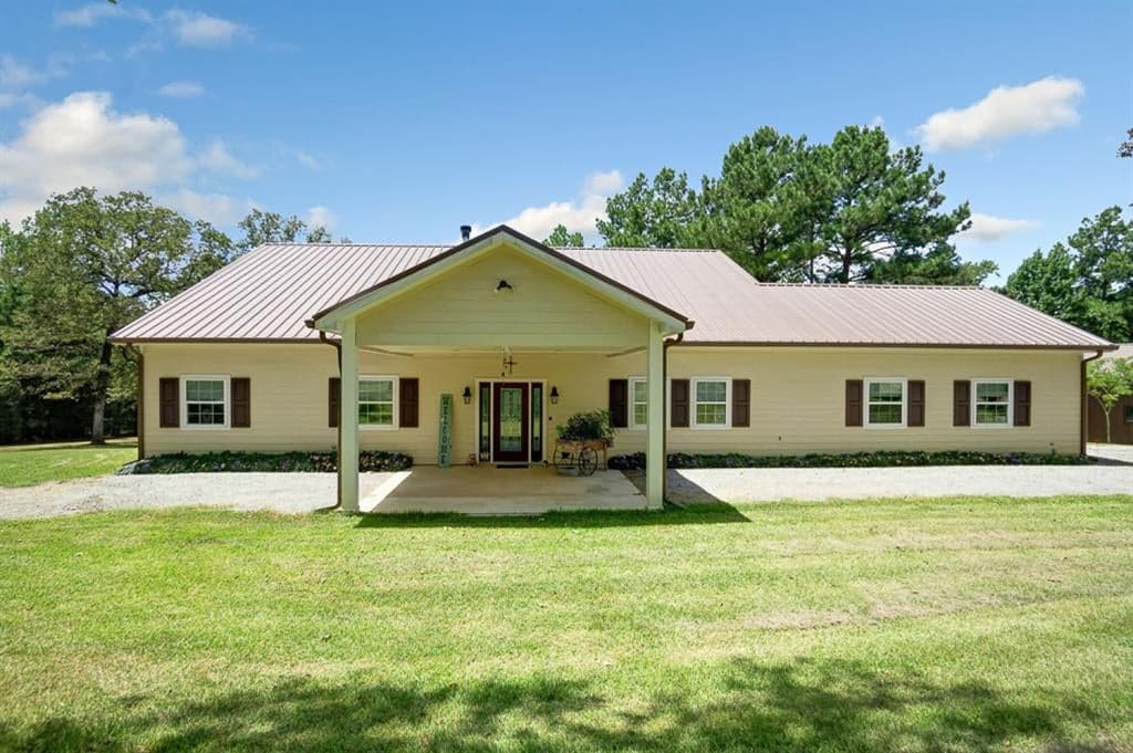 11538 County Road 225