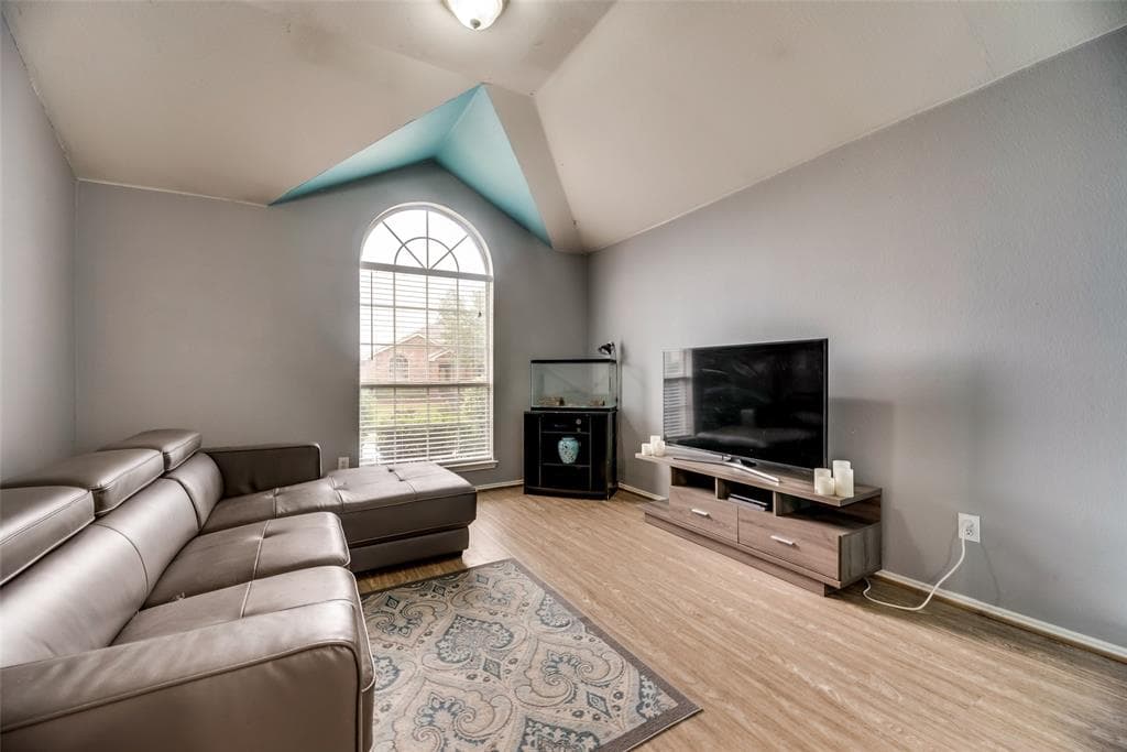 Gallery image 4