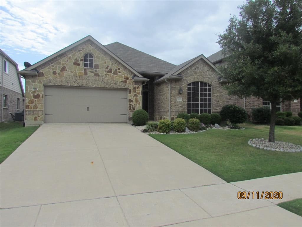 5209 Pinewood Dr