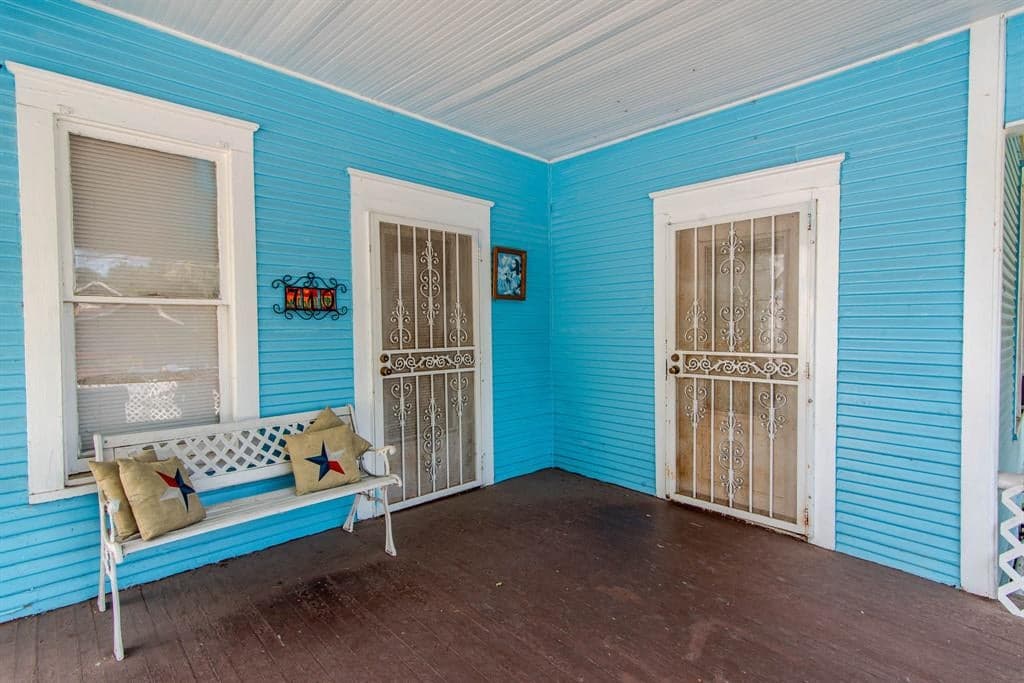 Gallery image 2