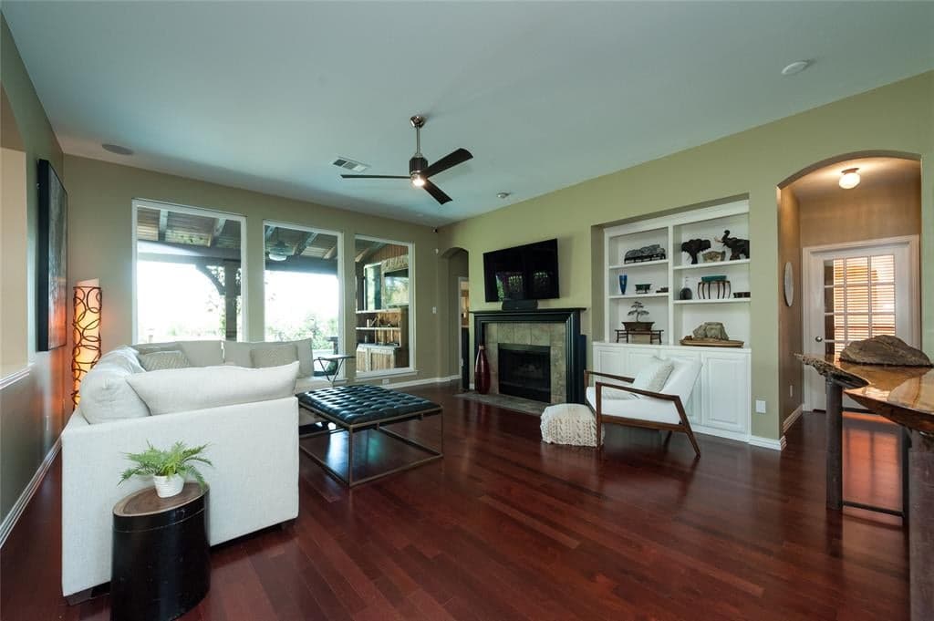 Gallery image 3