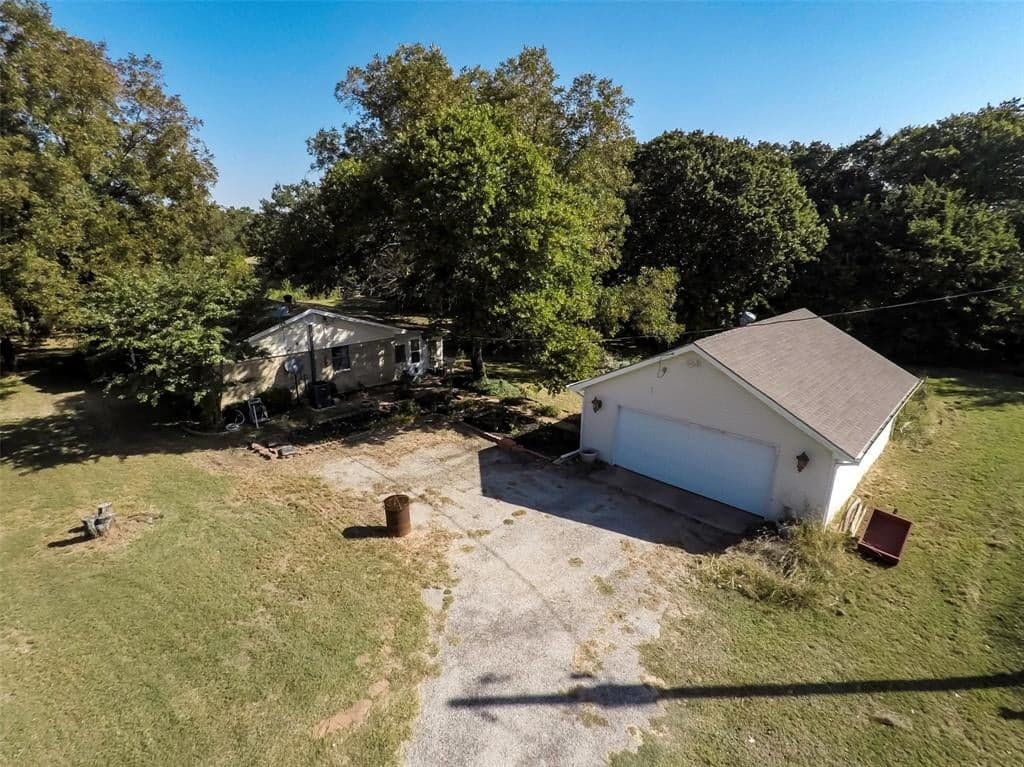 252 County Road 4693