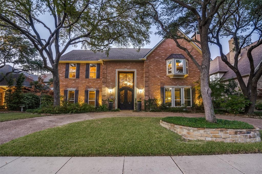 4601 Courtyard Trl