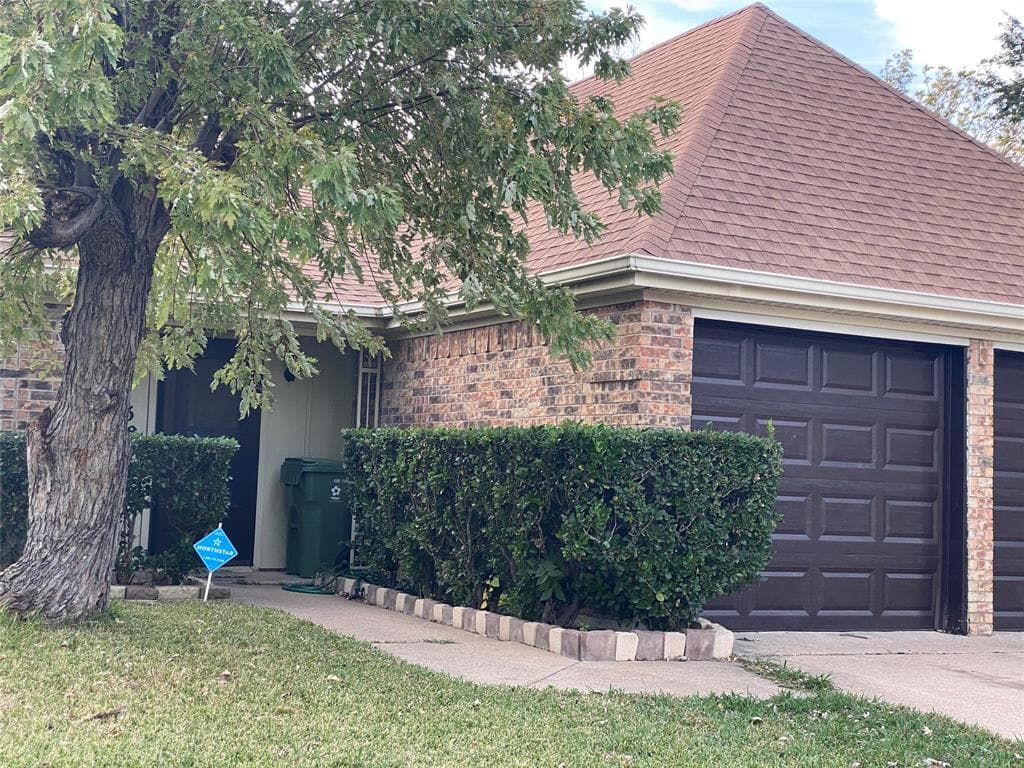 5538 Yaupon Dr
