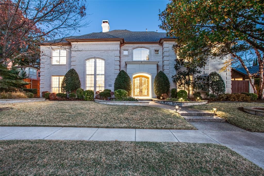 3904 Dove Creek Ln