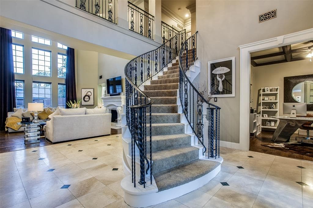 Gallery image 4