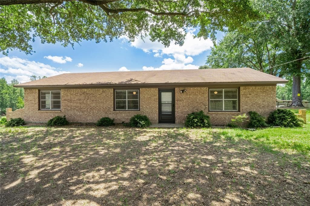 4944 County Road 1342
