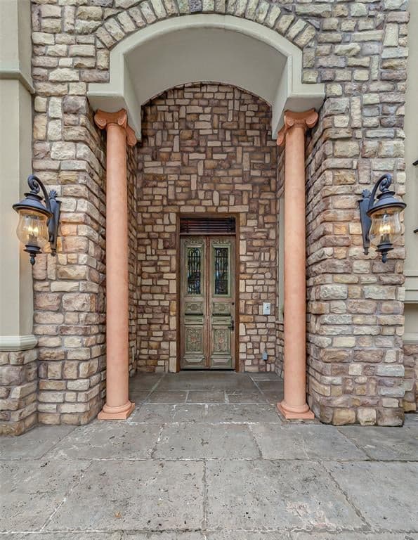 Gallery image 2