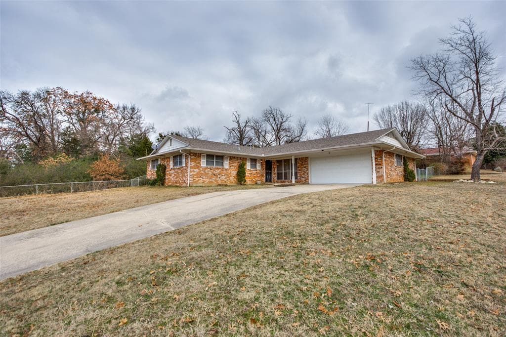 1630 Maurice Cir