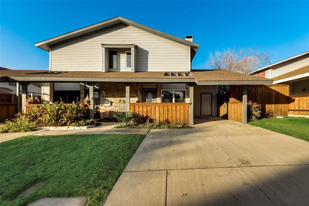 2643 Via Cordova