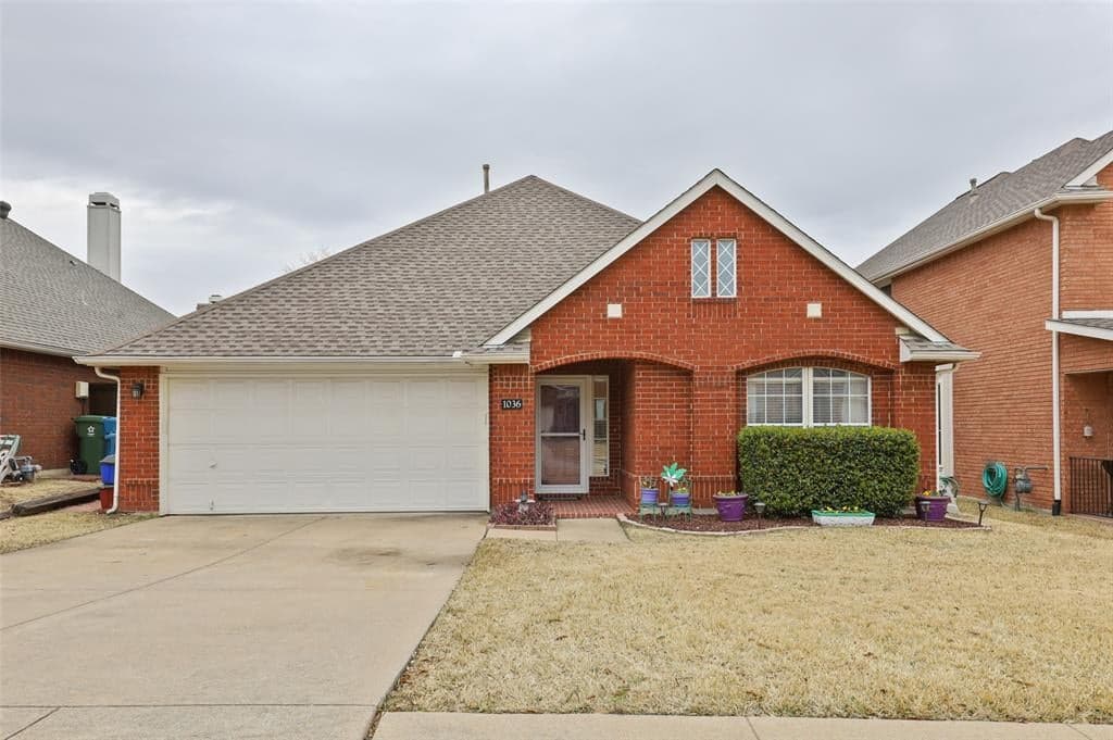 1036 Sweet Grass Trl