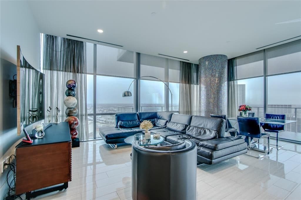 1301 Throckmorton St Apt 3201