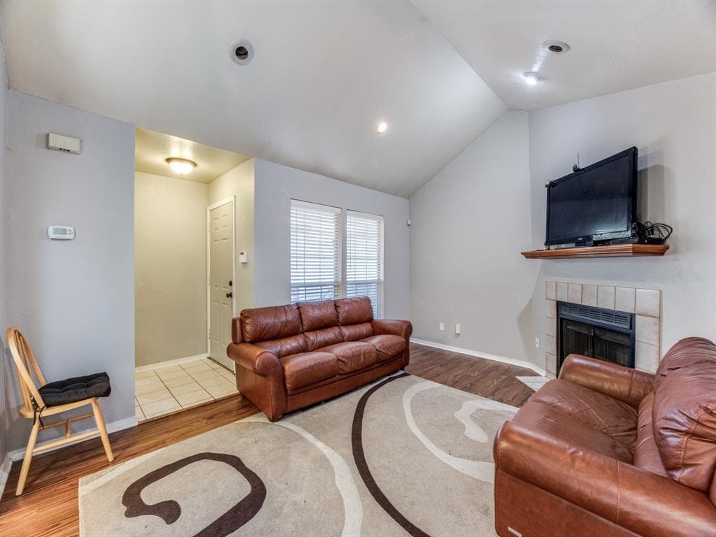 Gallery image 4