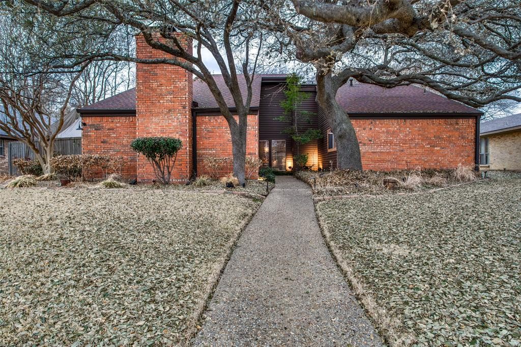 2305 Treehouse Ln