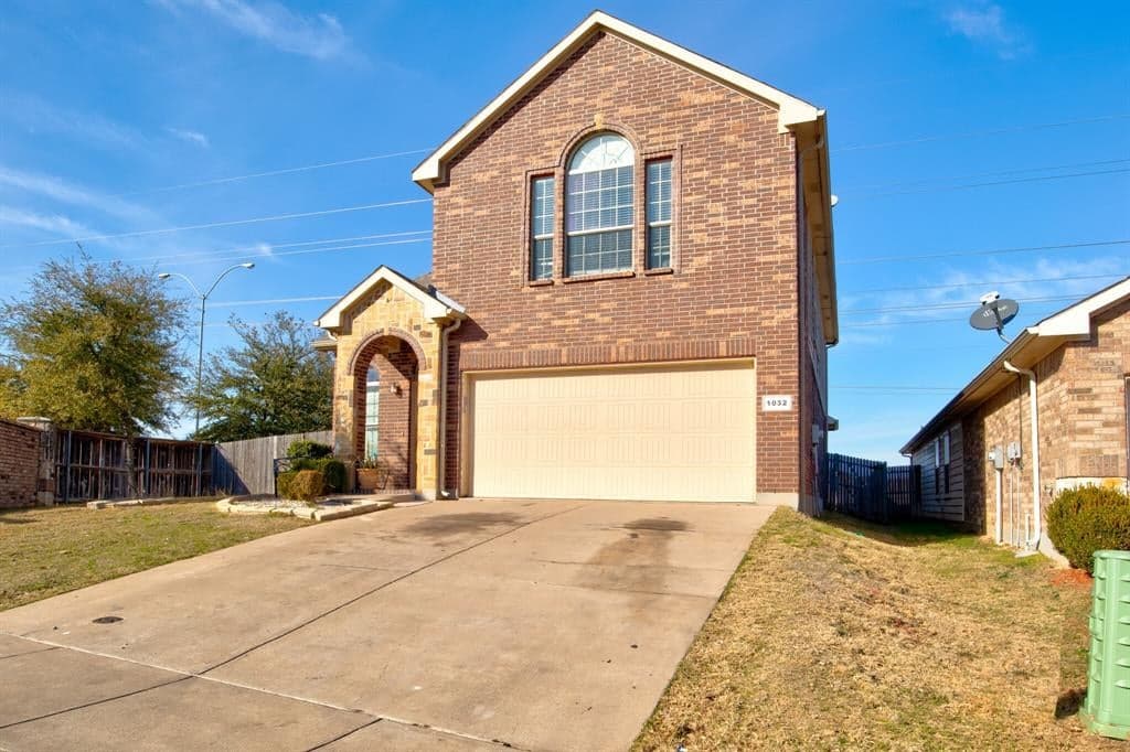 1032 Sunderland Ln