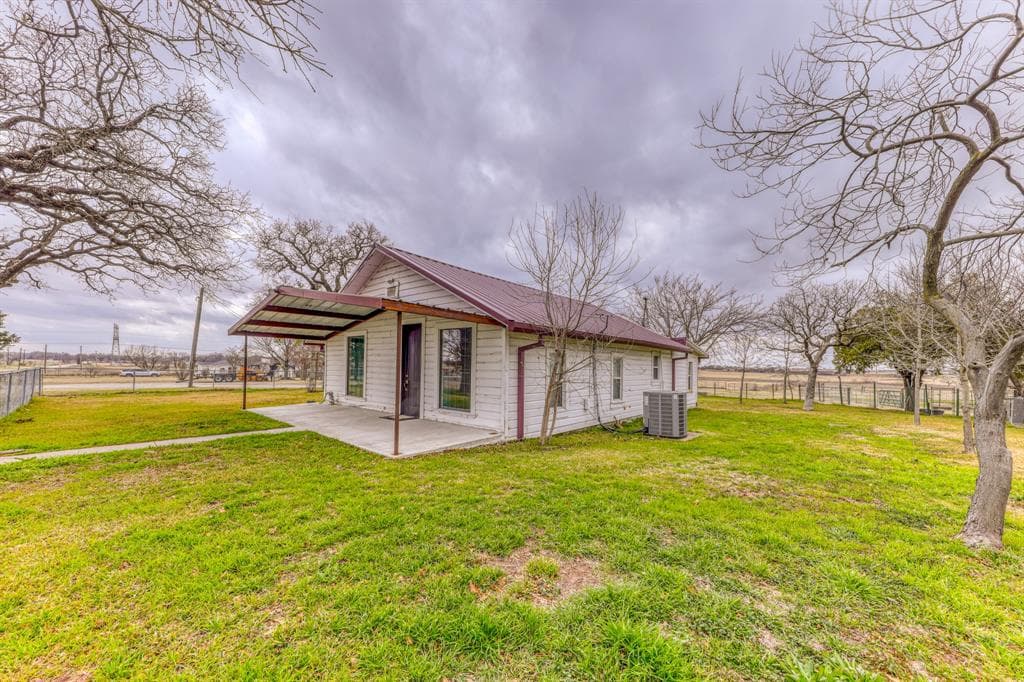 1670 County Road 1560