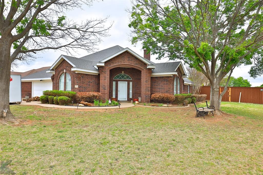 5102 Holly Way