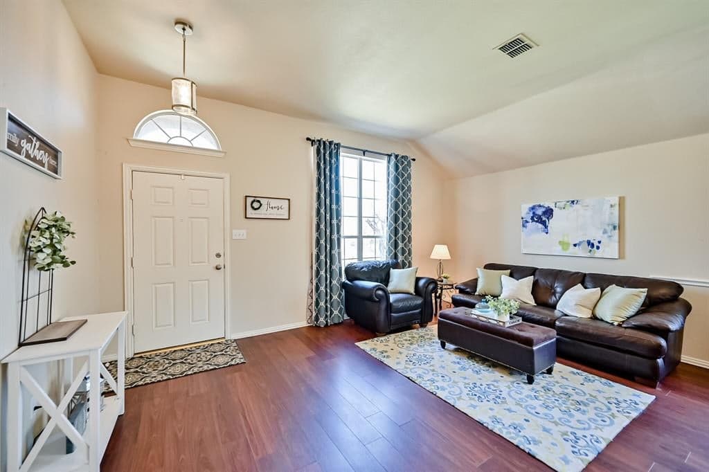 804 Dover Park Trl