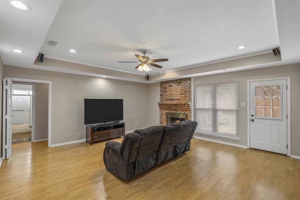 Gallery image 3